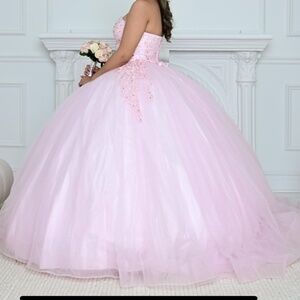 Quinceañera dress / sweet 16 dress